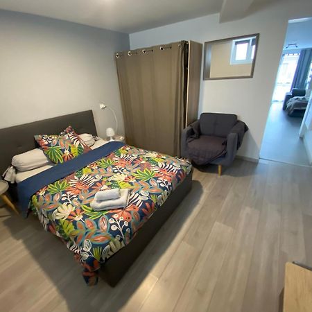 Toul Appartement Entier Avec Parking Prive Au Calme Cosy A Etage Avec Balcon ภายนอก รูปภาพ